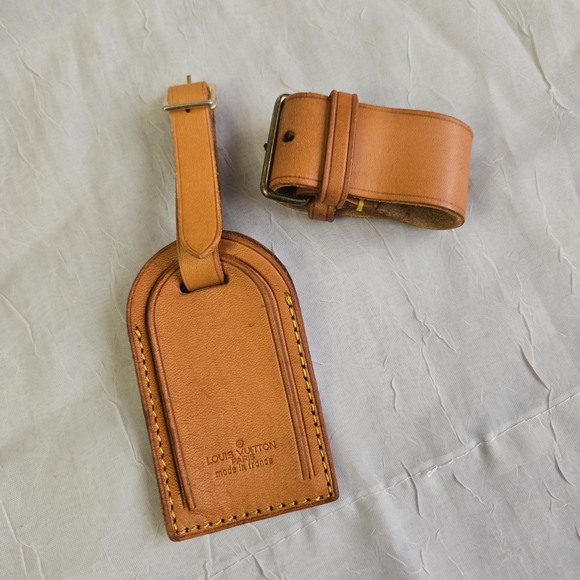 Louis Vuitton Luggage Tag With Poignet